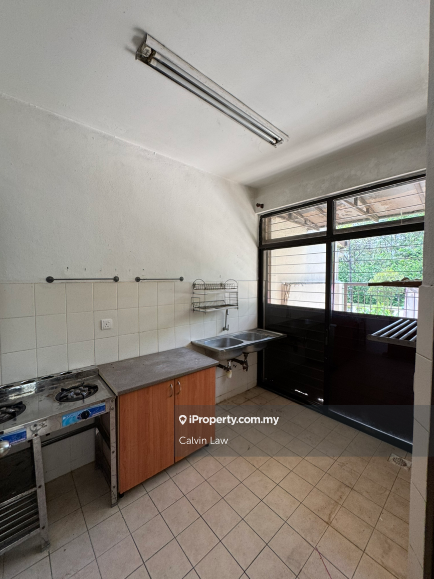 Rumah Berangkai 2.5 Tingkat untuk Dijual di Bandar Utama 6, Bandar Utama oleh Calvin Law - iProperty.com.my