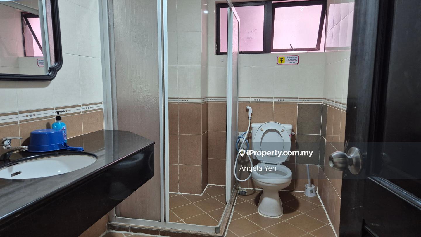 Kondominium untuk Dijual di Marina Court Resort Condominium oleh Angela Yen - iProperty.com.my