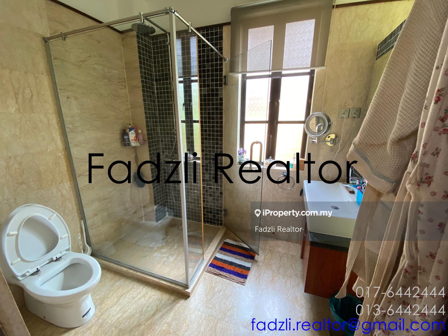 Bungalow House for Sale in Bukit Gita Bayu, Seri Kembangan by Fadzli Realtor - iProperty.com.my