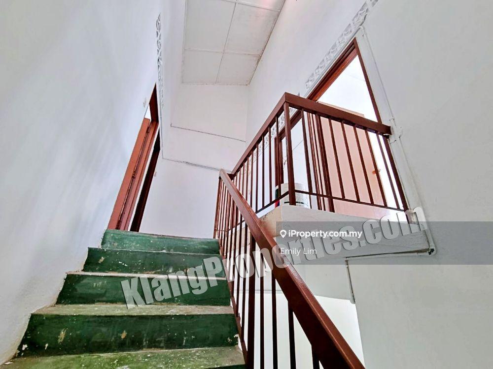 Rumah Berangkai 2 Tingkat untuk Dijual di Taman Palm Grove, Klang oleh Emily Lim - iProperty.com.my