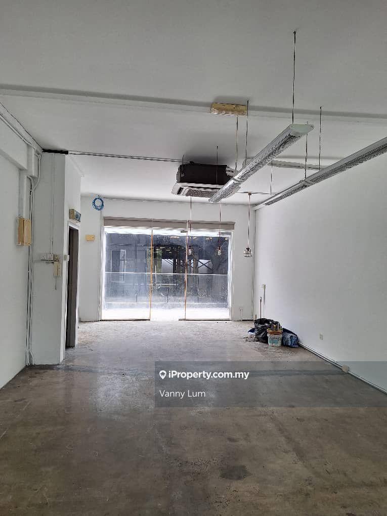 Shop for Sale in Subang Jaya, Selangor by Vanny Lum - iProperty.com.my