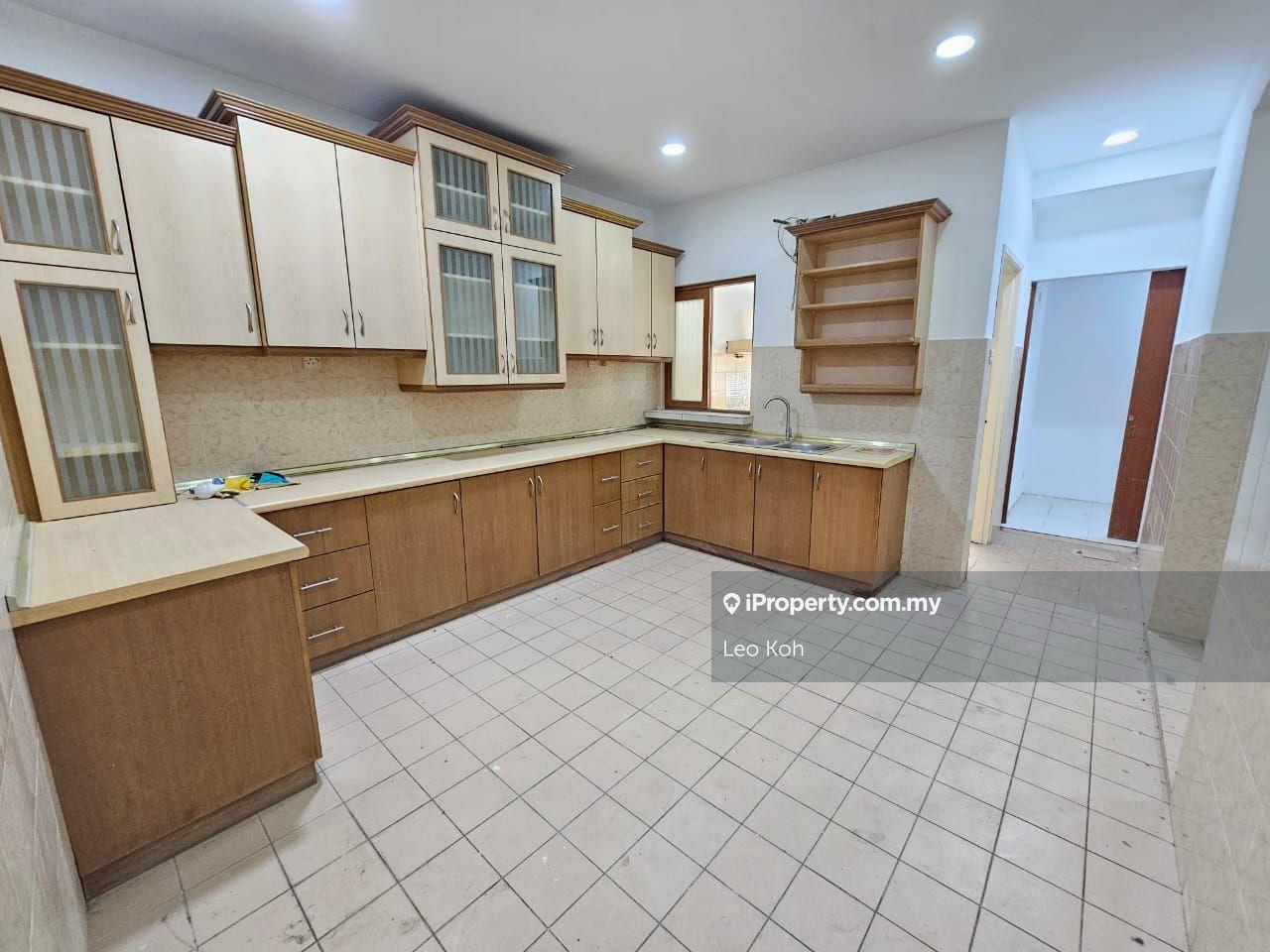 2.5-storey Terraced House for Sale in BANDAR PUCHONG JAYA, Puchong by Leo Koh - iProperty.com.my