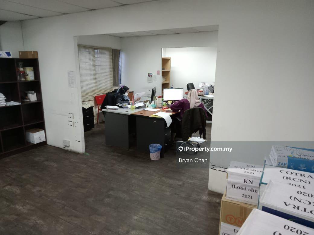 Warehouse for Sale in Taman Perindustrian Subang, Subang Jaya by Bryan Chan - iProperty.com.my