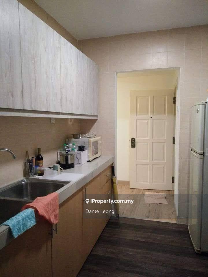 Condominium for Sale in Amadesa Resort Condominium by Dante Leong - iProperty.com.my