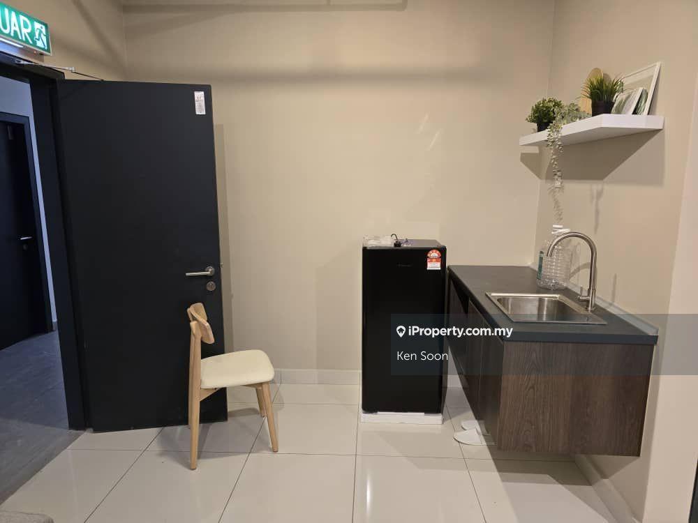 Service Residence for Rent in Lakeview Suites @ Edumetro by Ken Soon - iProperty.com.my