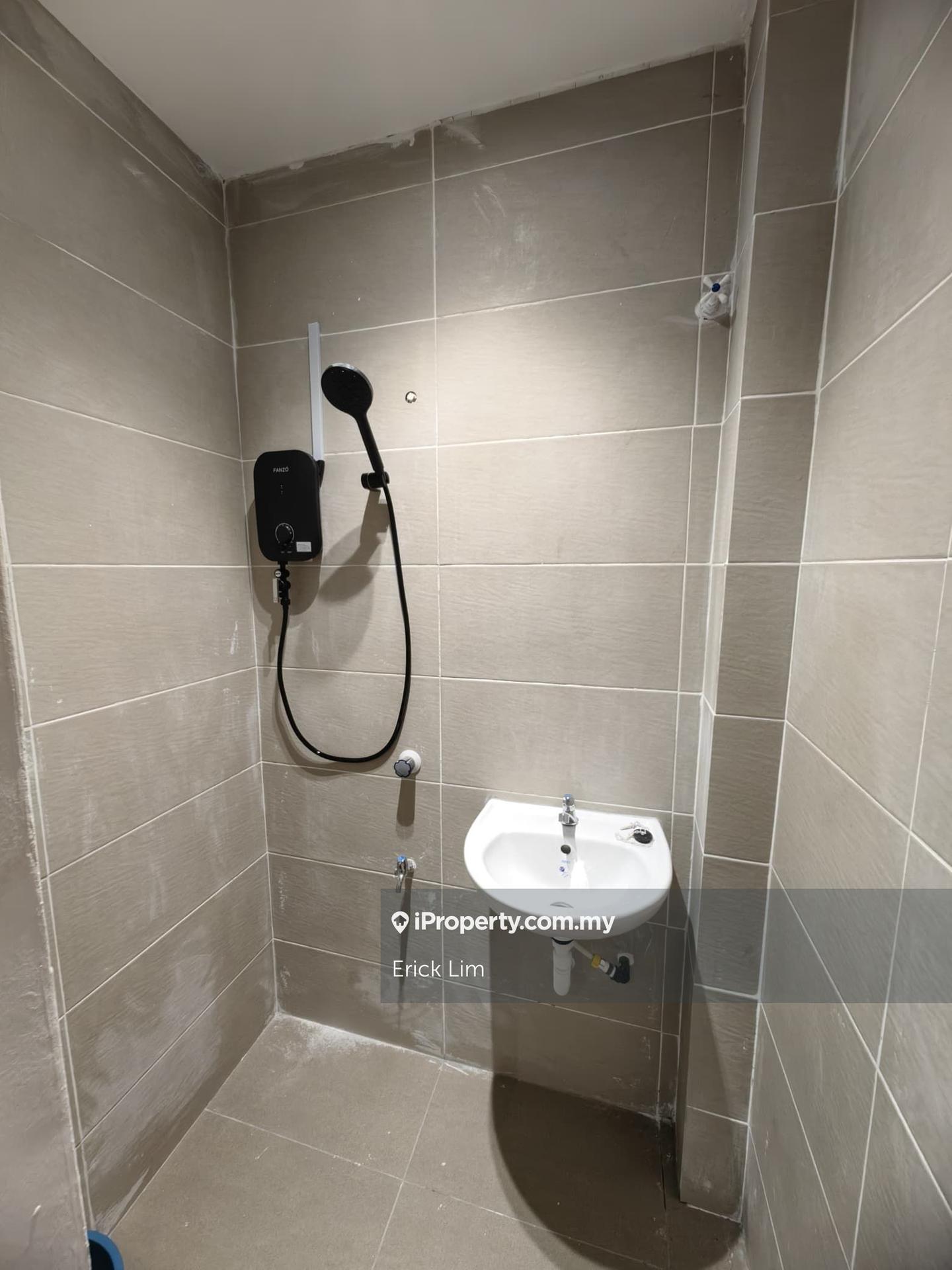 Rumah Berangkai 1.5 Tingkat untuk Dijual di Melaka, Ujong Pasir oleh Erick Lim - iProperty.com.my