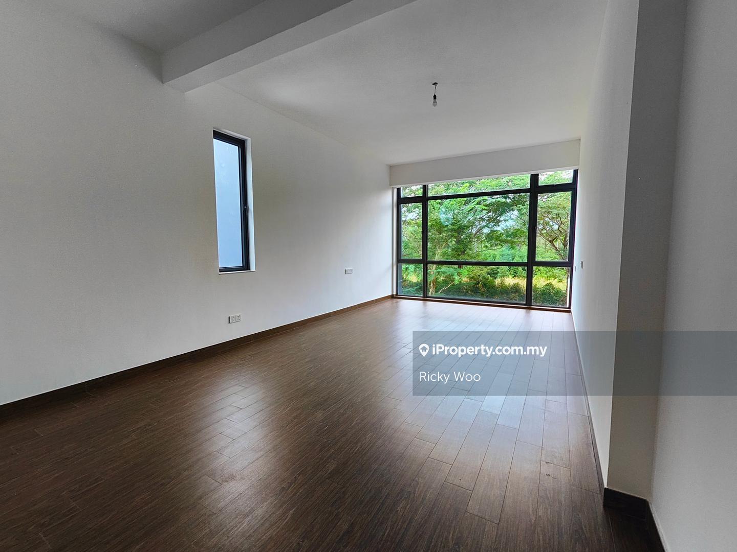 Service Residence for Sale in Country Garden Forest City by Ricky Woo - iProperty.com.my
