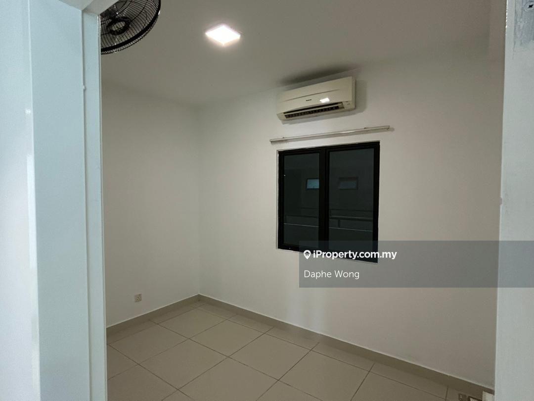 Condominium for Sale in The Z Residence by Daphe Wong - iProperty.com.my