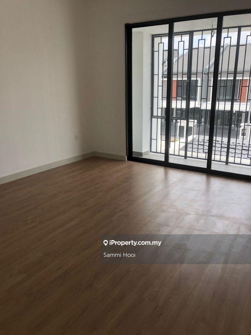 Rumah Berangkai 2 Tingkat untuk Dijual di Elmina, Shah Alam oleh Sammi Hooi - iProperty.com.my