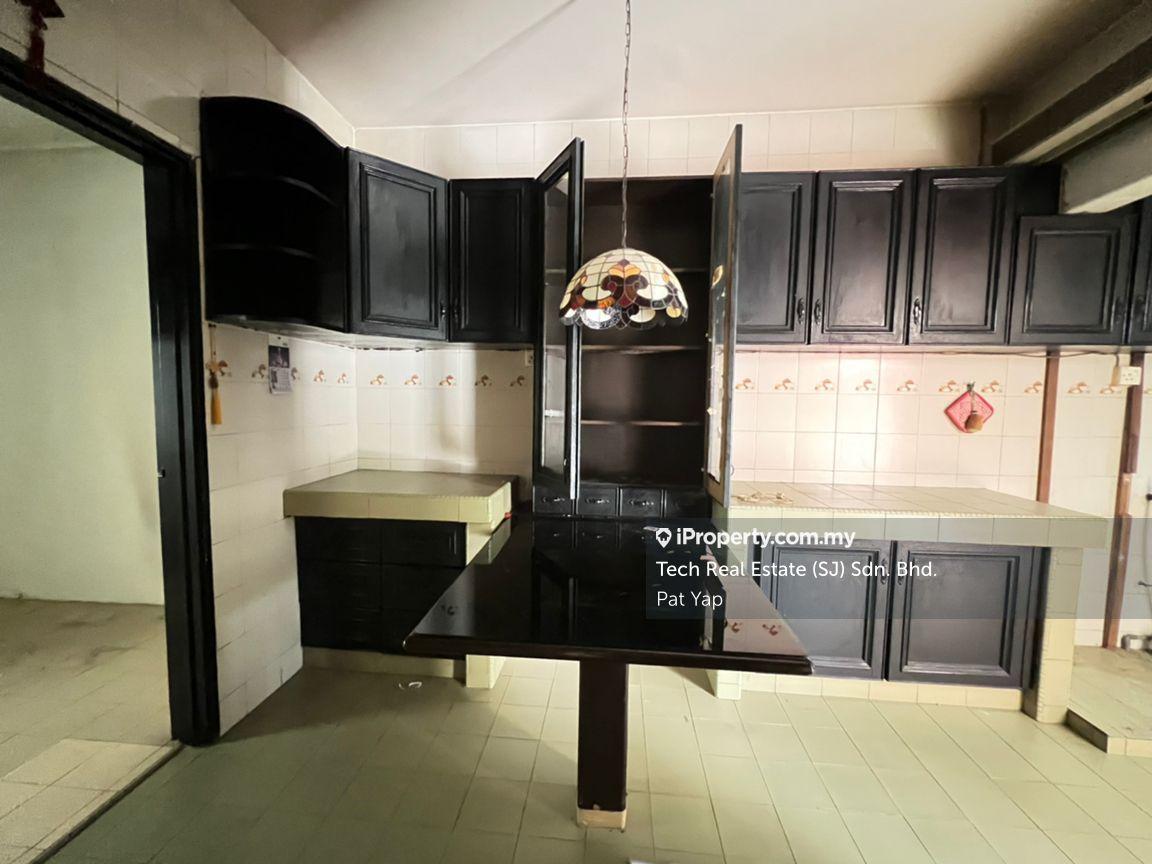 3.5-storey Terraced House for Sale in Taman Seputeh Mid Valley Robson Heights, Seputeh by Pat Yap - iProperty.com.my