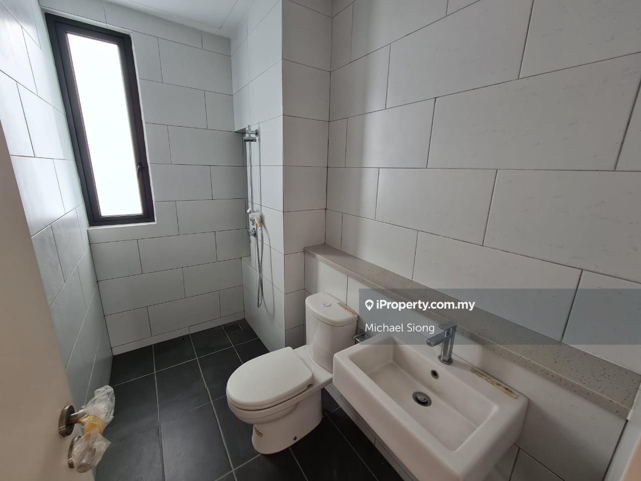 Rumah Berangkai 3 Tingkat untuk Dijual di Tamansari Amaryllis , Rawang , 3 Storey , End Lot, Rawang oleh Michael Siong - iProperty.com.my