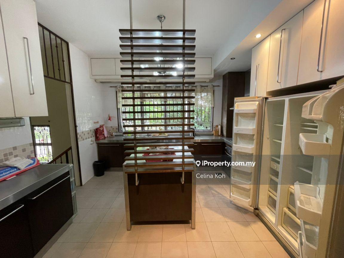 2.5-storey Terraced House for Sale in Valencia, Sungai Buloh by Celina Koh - iProperty.com.my