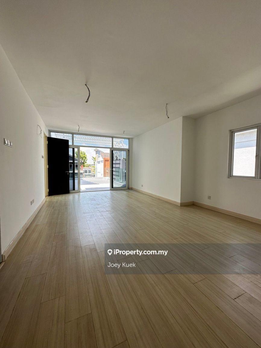 Bungalow House for Sale in Kota Kemuning, Shah Alam by Joey Kuek - iProperty.com.my