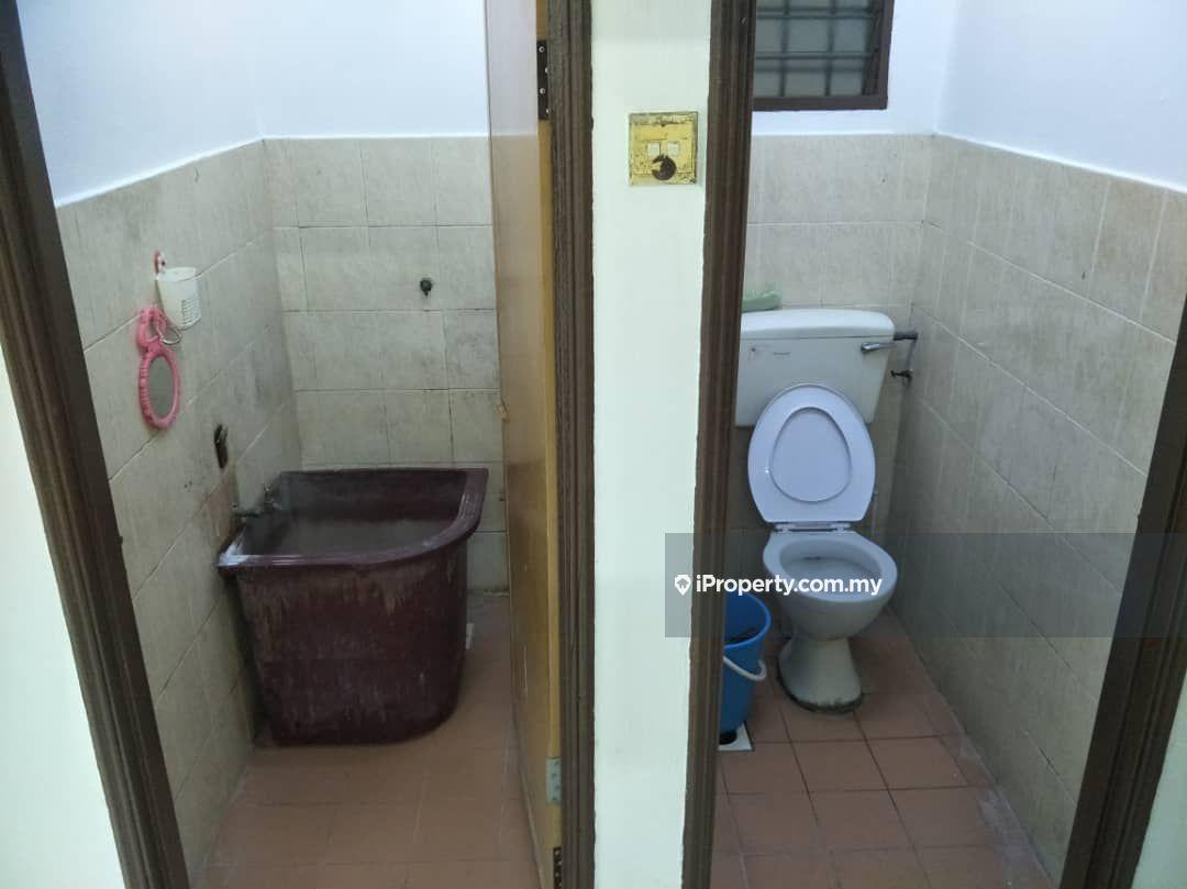 Pangsapuri untuk Dijual di Puncak Desa Apartment oleh Eric Hon - iProperty.com.my