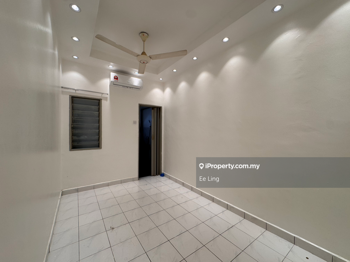 Rumah Berangkai 2.5 Tingkat untuk Disewa di BANDAR PUCHONG JAYA, Puchong oleh Ee Ling - iProperty.com.my