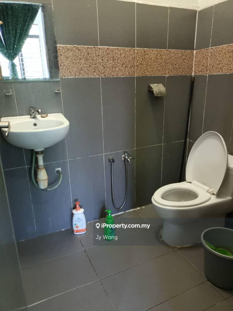 Rumah Berangkai 2 Tingkat untuk Dijual di Saujana Puchong, Puchong oleh Jy Wong - iProperty.com.my