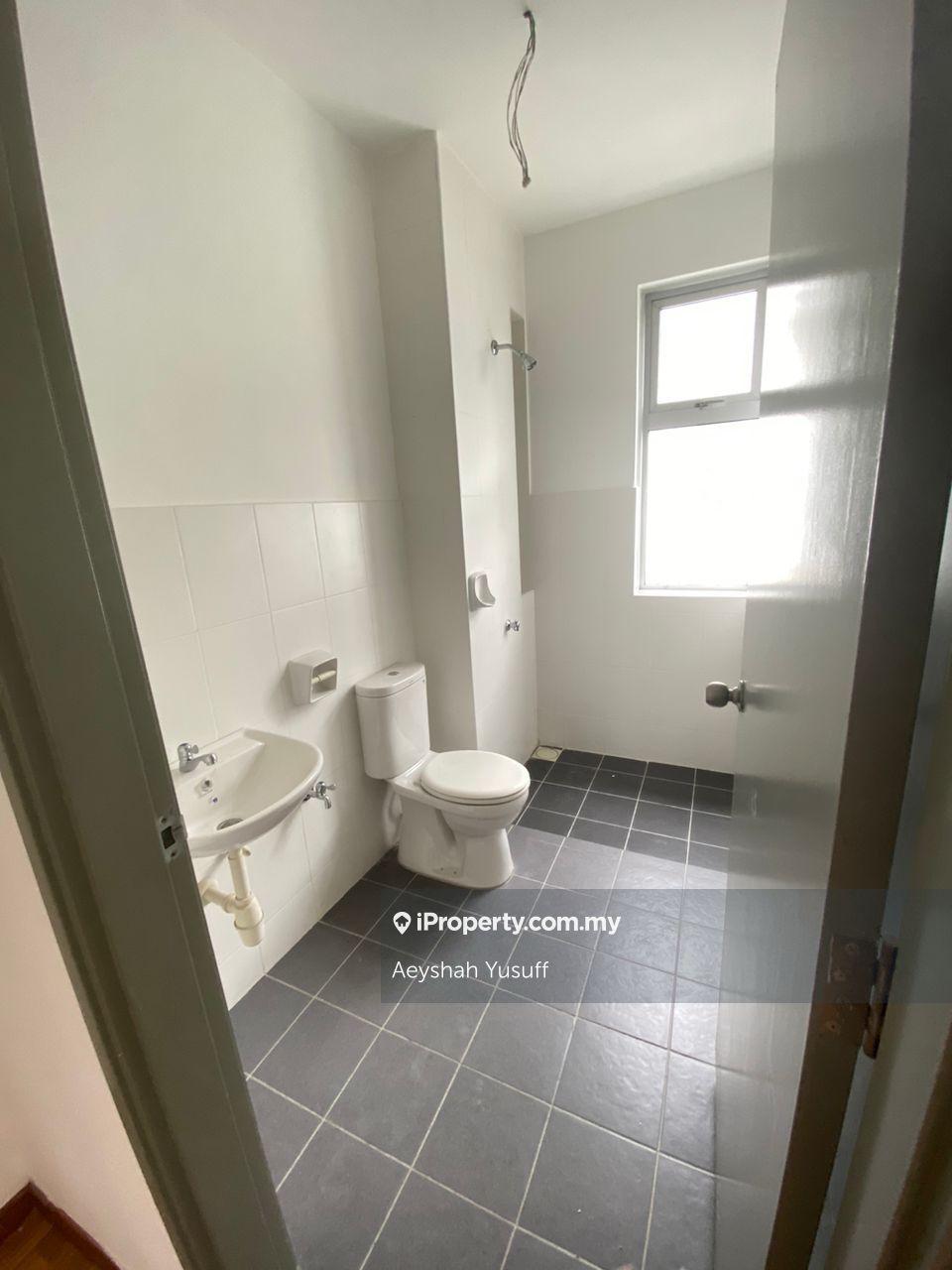 2-storey Terraced House for Sale in Bandar Hillpark, Bandar Puncak Alam, Puncak Alam by Aeyshah Yusuff - iProperty.com.my