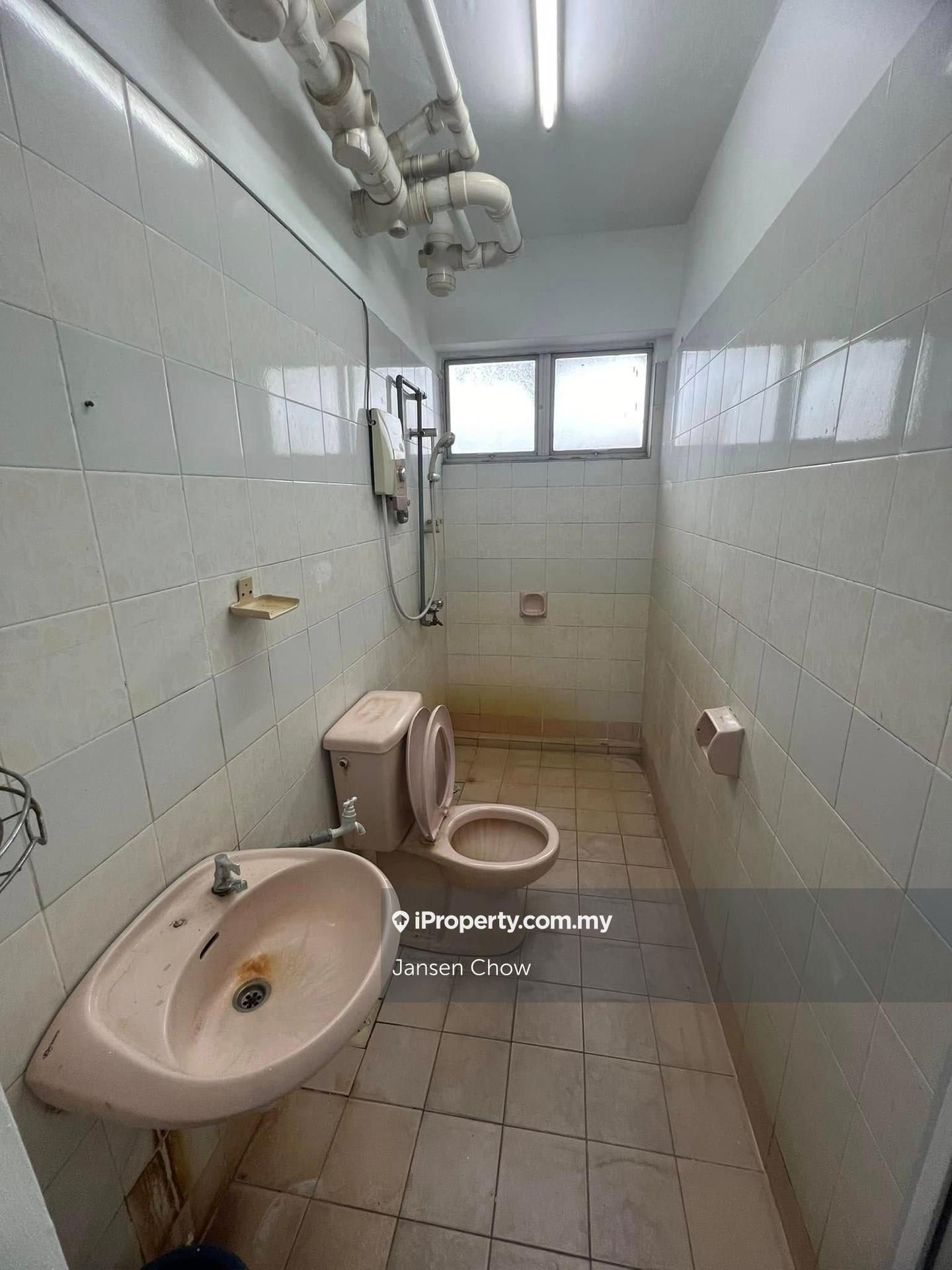 Kondominium untuk Dijual di Seri Mas Condominium oleh Jansen Chow - iProperty.com.my