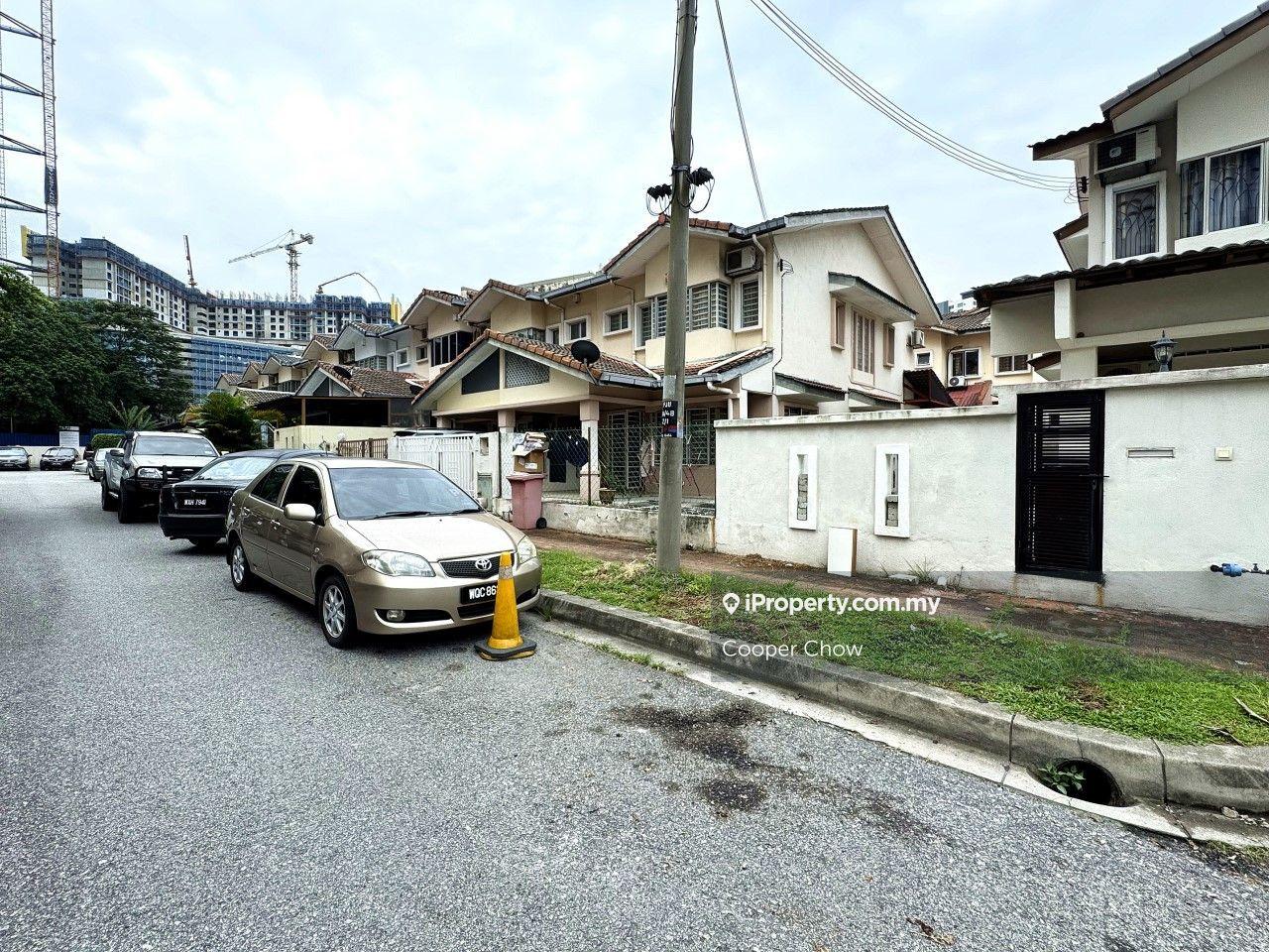 2-storey Terraced House for Sale in Taman Kelana Idaman, Ara Damansara by Cooper Chow - iProperty.com.my