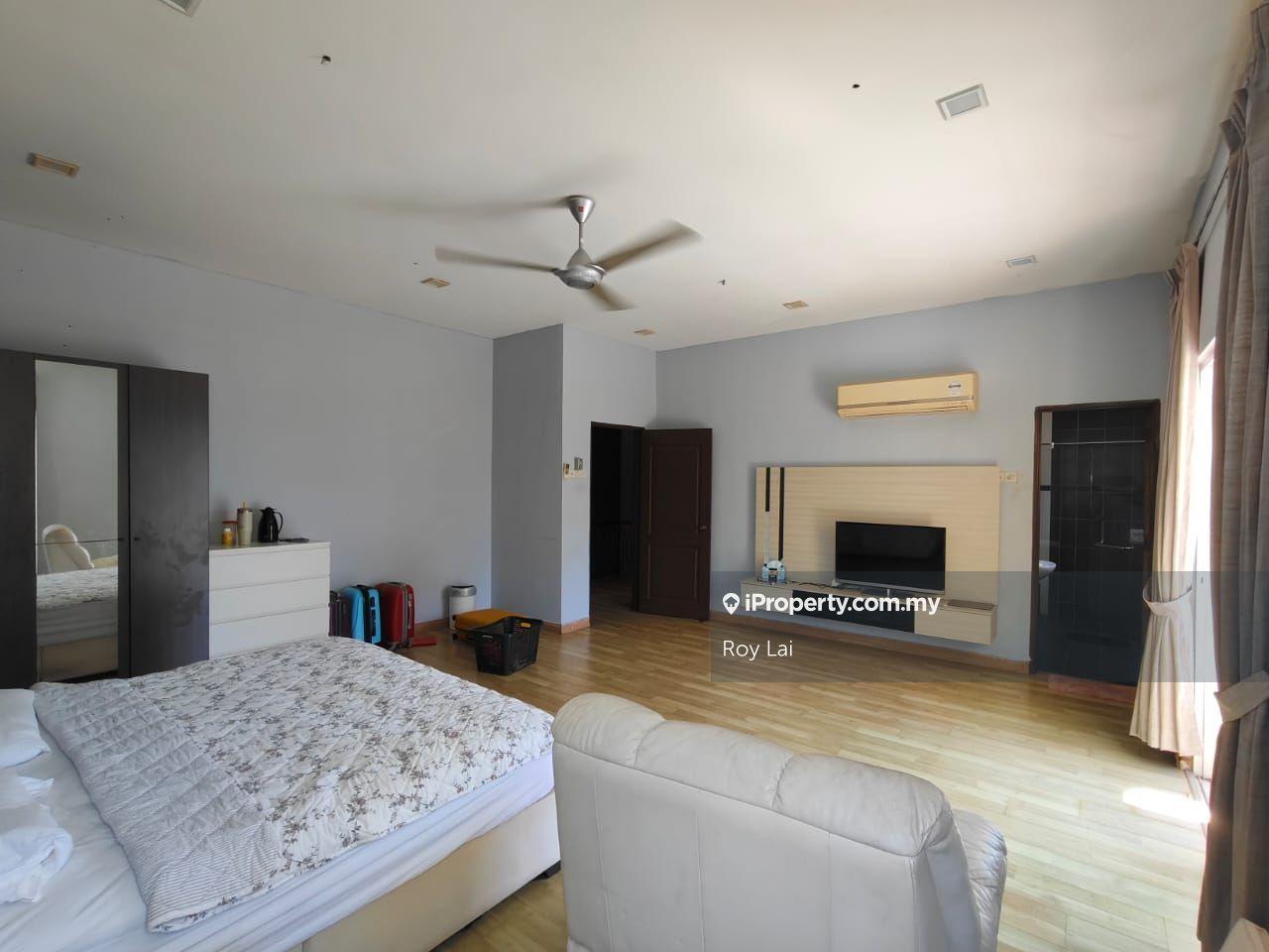 Rumah Berkembar untuk Dijual di Taman Alam Putra, Seri Kembangan oleh Roy Lai - iProperty.com.my