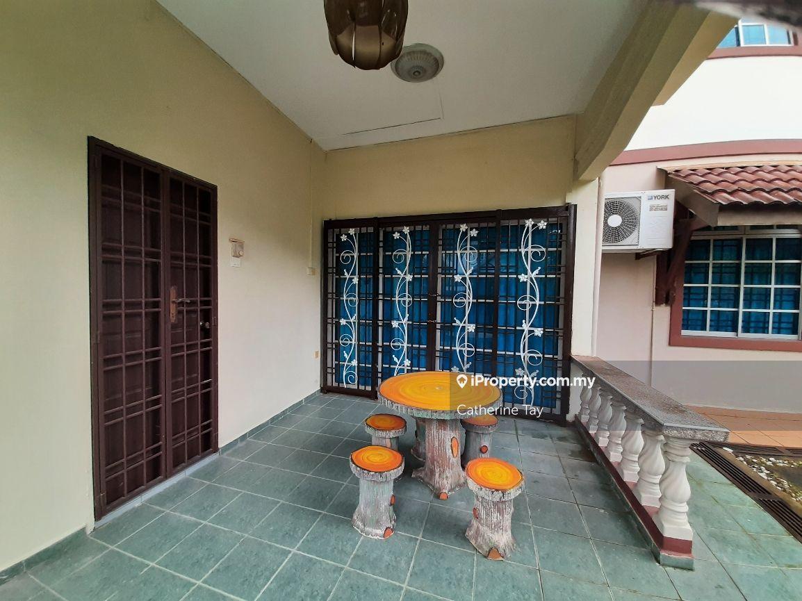 Rumah Berangkai 2 Tingkat untuk Dijual di Taman Bukit Dahlia, Pasir Gudang oleh Catherine Tay - iProperty.com.my