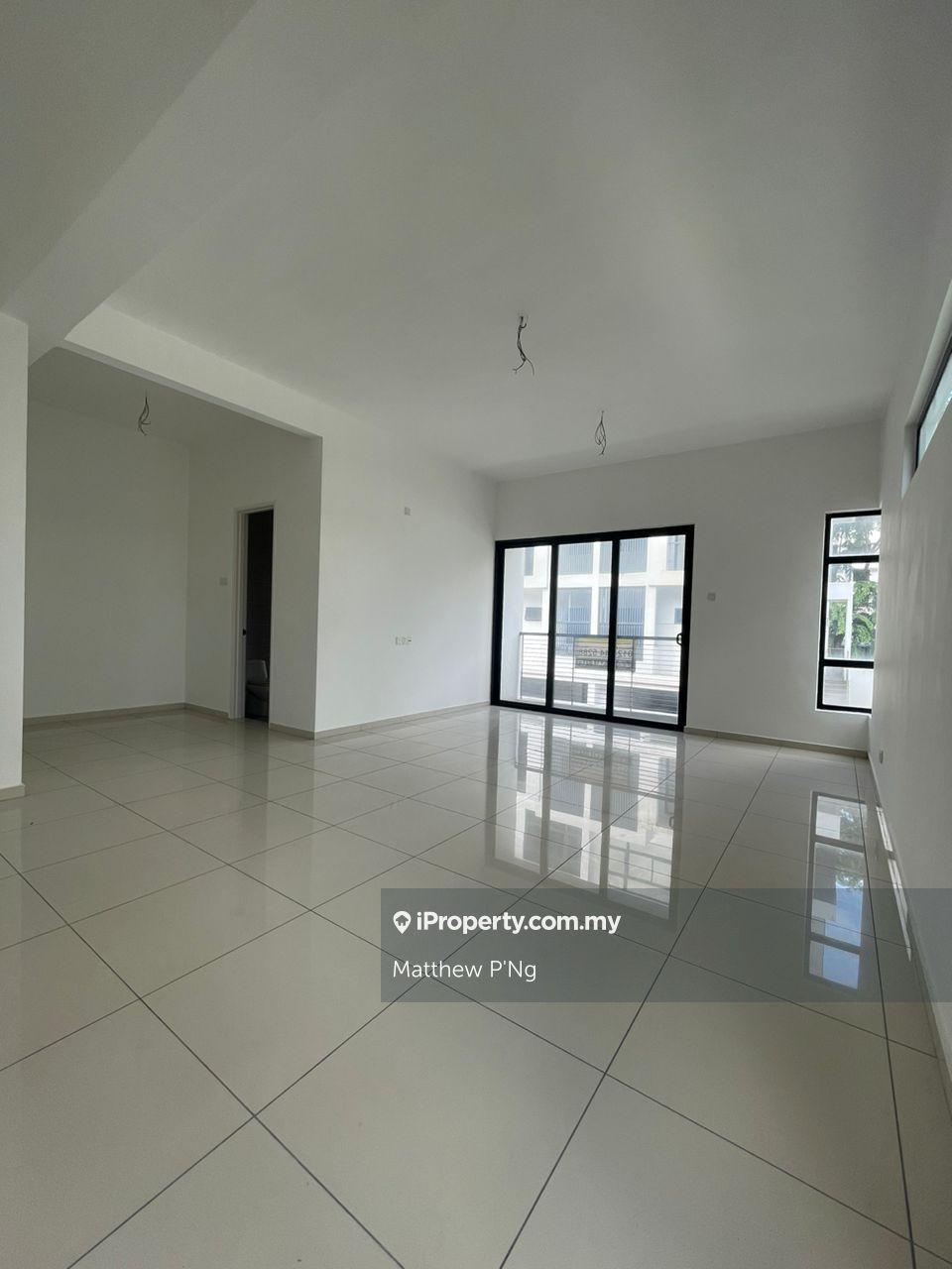 Rumah Berkembar untuk Dijual di Vista Jambul - 3 Stories Semi-D - Land:3289', Bukit Jambul oleh Matthew P'Ng - iProperty.com.my