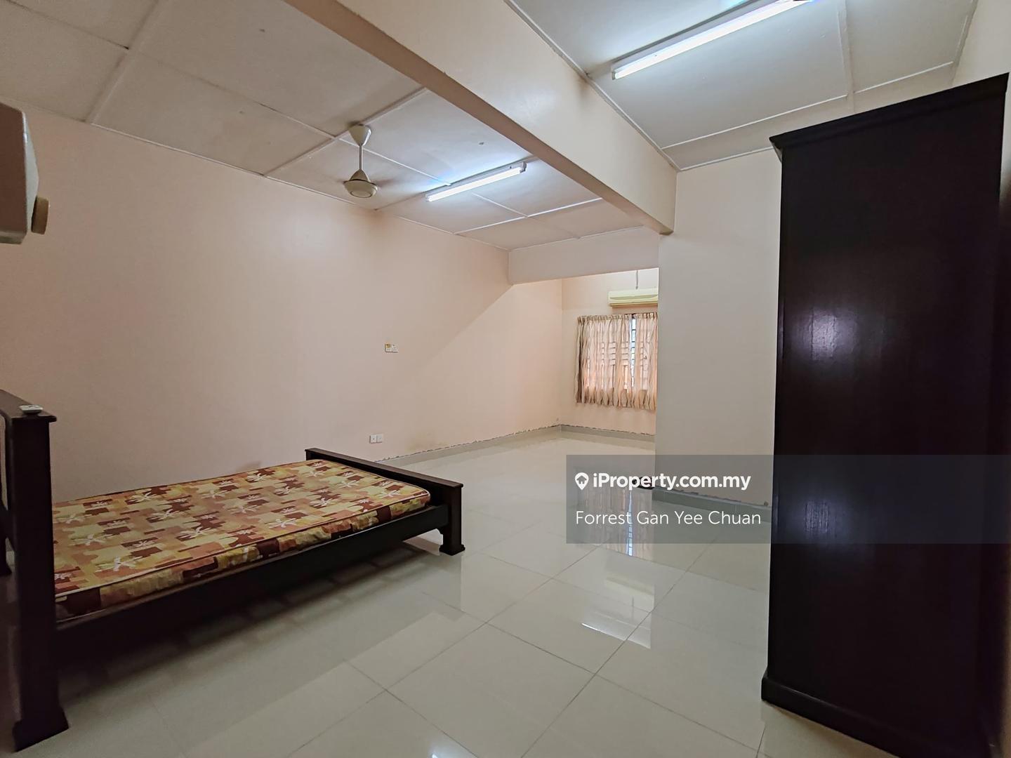 Rumah Berangkai 2 Tingkat untuk Dijual di Taman Saga, Klang oleh Forrest Gan Yee Chuan - iProperty.com.my