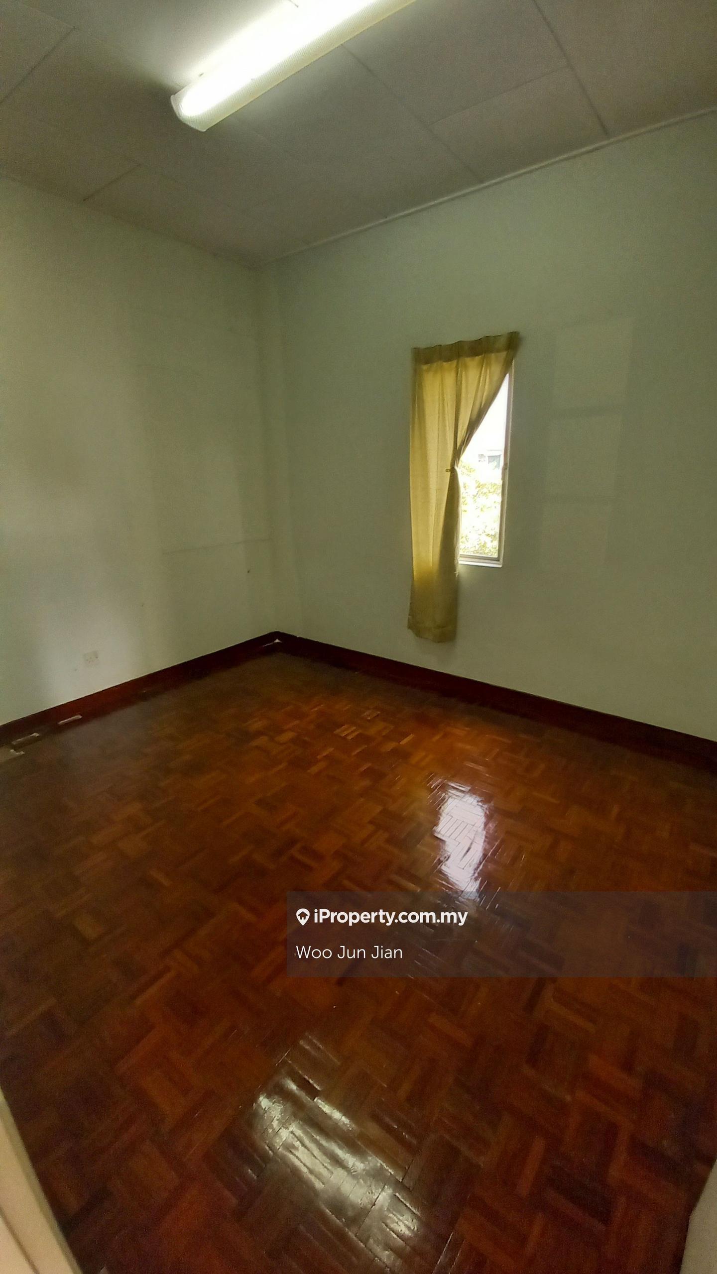 Pangsapuri untuk Dijual di Subang Perdana Goodyear Court 1 oleh JJ Woo - iProperty.com.my