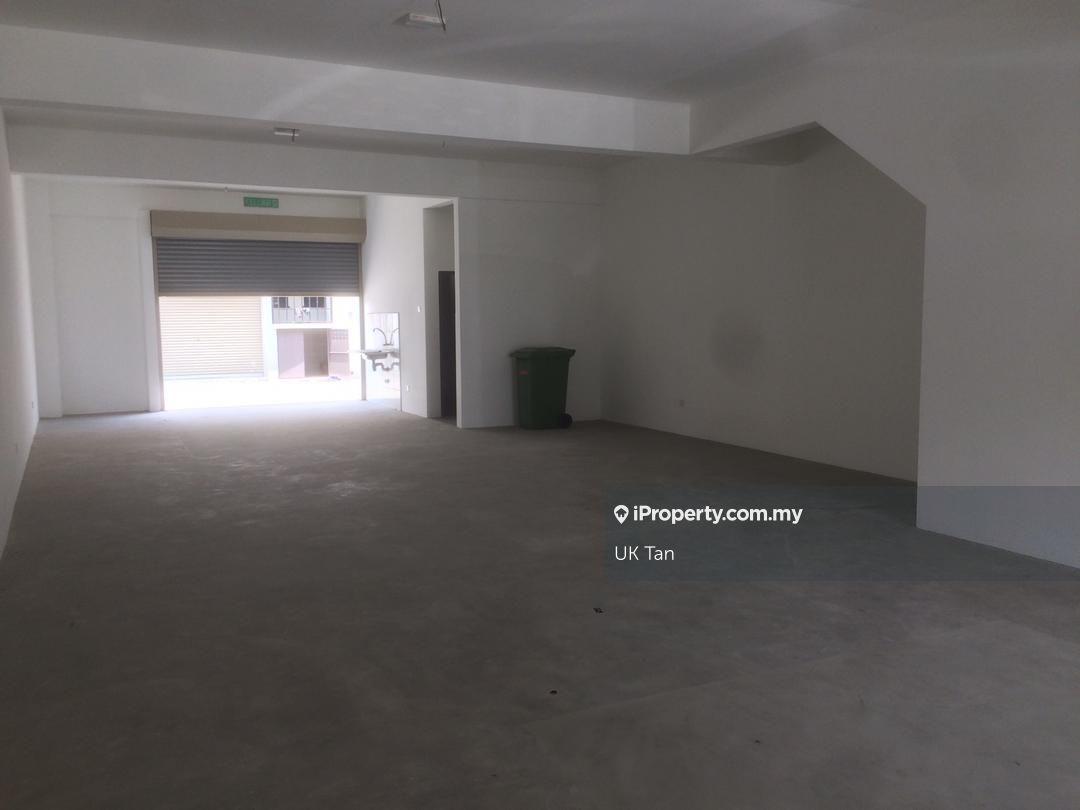 Shop for Sale in Bandar Rimbayu, Tanjong Duabelas by UK Tan - iProperty.com.my