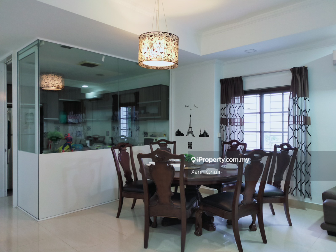 Townhouse for Sale in Country Heights, Kajang by Xann Chua - iProperty.com.my