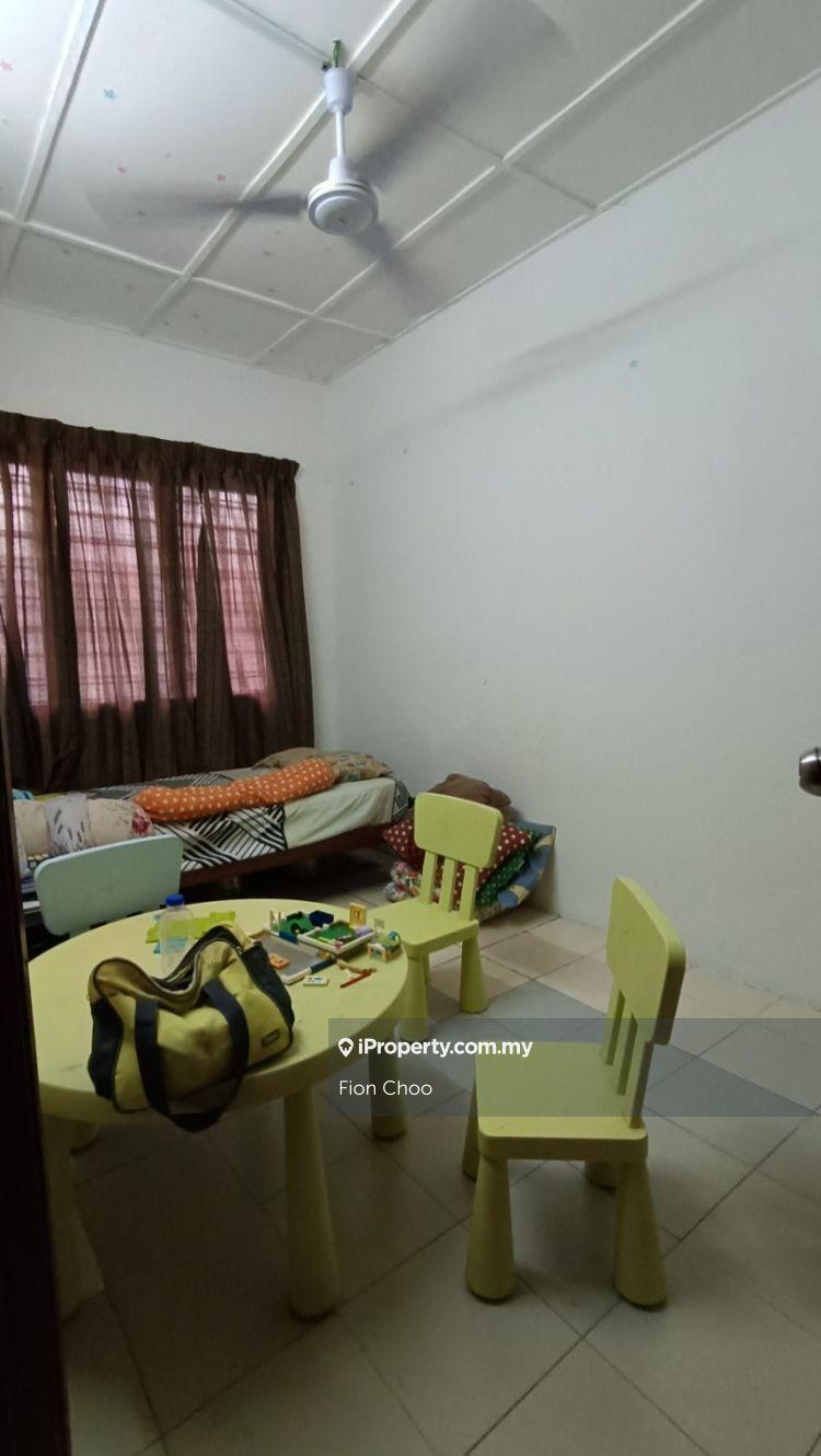 Rumah Berangkai 2 Tingkat untuk Dijual di Taman Puncak Jalil, Seri Kembangan oleh Fion Choo - iProperty.com.my