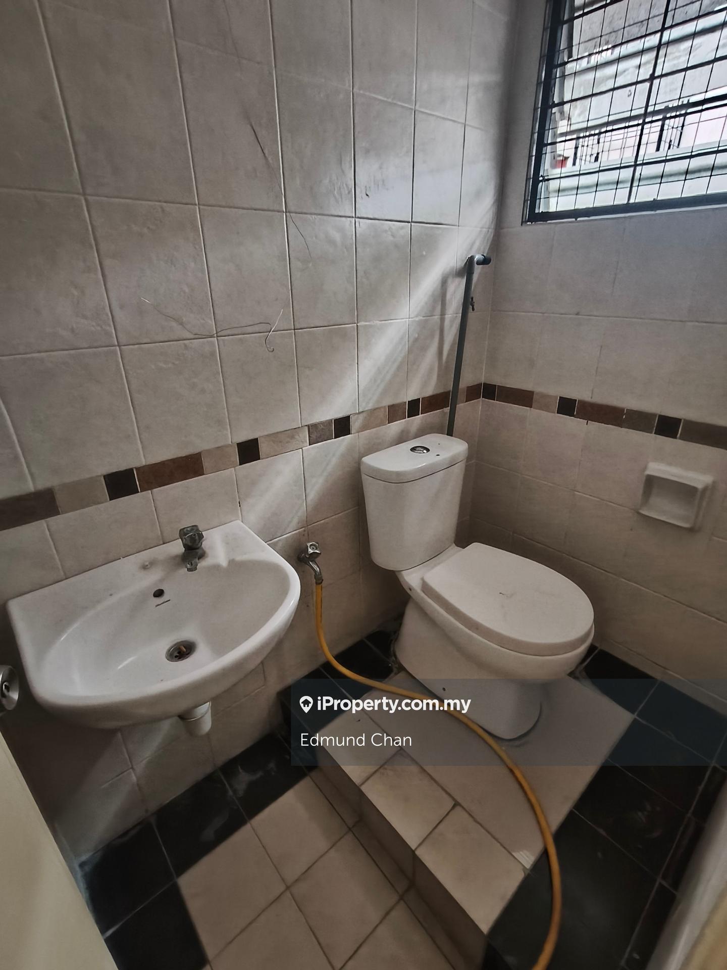 Shop for Rent in Bandar Puteri Puchong, Puchong by Edmund Chan - iProperty.com.my