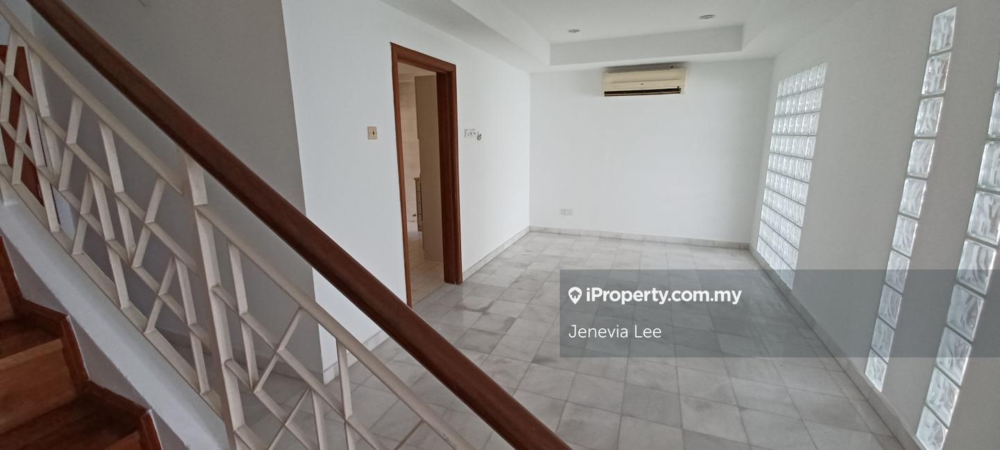 Rumah Bandar untuk Disewa di Ampang Hilir, Ampang oleh Jenevia Lee - iProperty.com.my