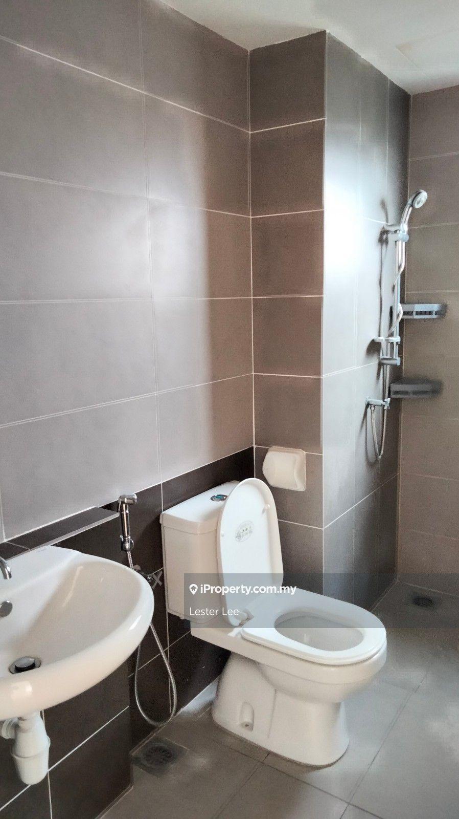 Residensi Servis untuk Dijual di Suria Residence oleh Lester Lee - iProperty.com.my