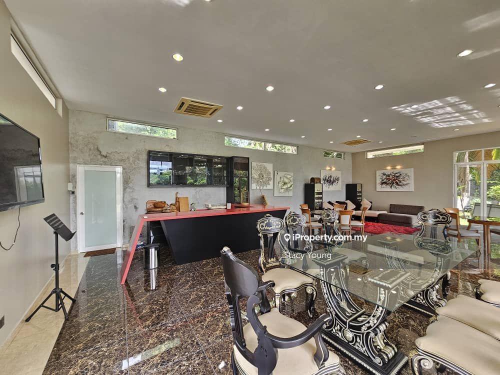 Bungalow House for Sale in Kajang Country Heights, Kajang by Stacy Young - iProperty.com.my