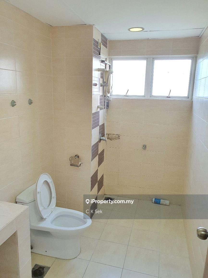 Condominium for Sale in Cova Suites by C K Sek - iProperty.com.my