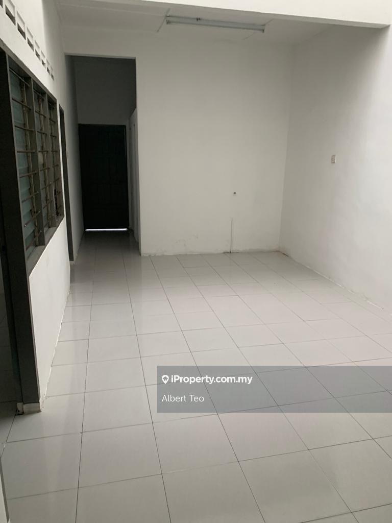 1-storey Terraced House for Sale in PARIT RAJA, Batu Pahat by Albert Teo - iProperty.com.my