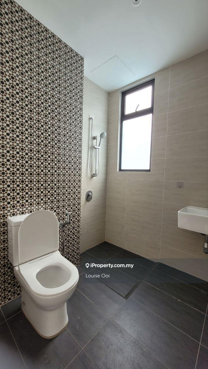 Bungalow House for Sale in Bandar Puncak Alam, Puncak Alam by Louise Ooi - iProperty.com.my