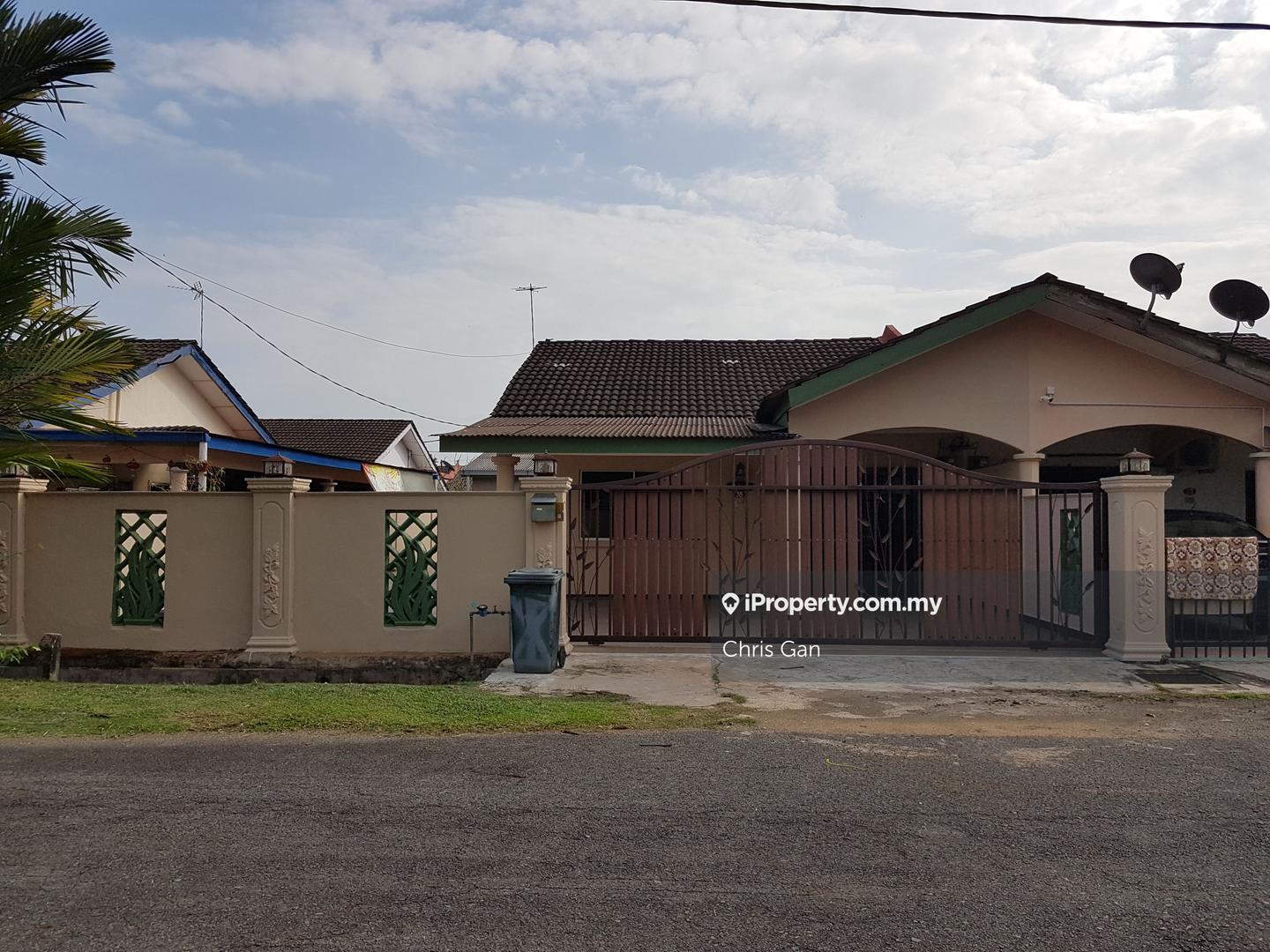 Semi-Detached House for Rent in Taman Seri Inderapura, Kuantan by Chris Gan - iProperty.com.my