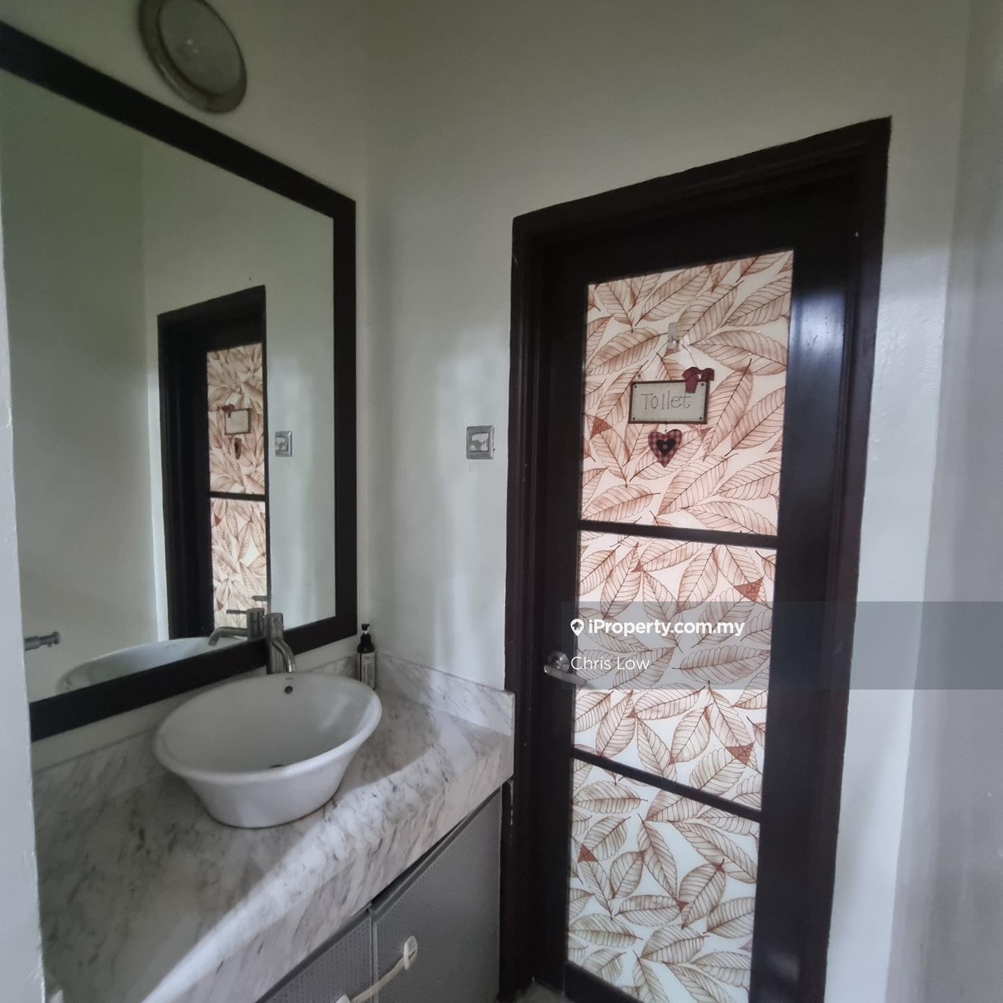 Rumah Berkembar untuk Dijual di Taman Sri Reko, Kajang oleh Chris Low - iProperty.com.my