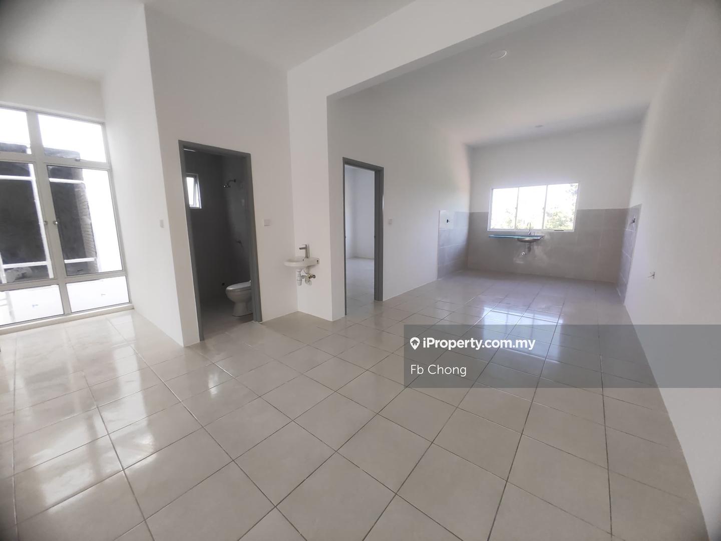 Rumah Bandar untuk Dijual di Desa Pinggiran Bayu, Mantin oleh Fb Chong - iProperty.com.my
