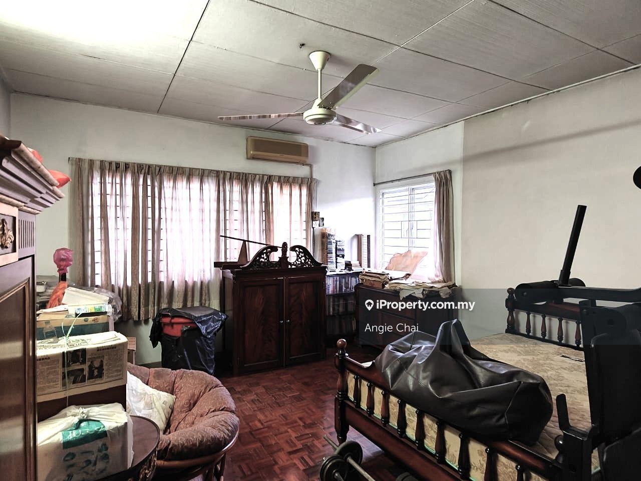 Bungalow House for Sale in SS 21, Damansara Utama, Petaling Jaya by Angie Chai - iProperty.com.my