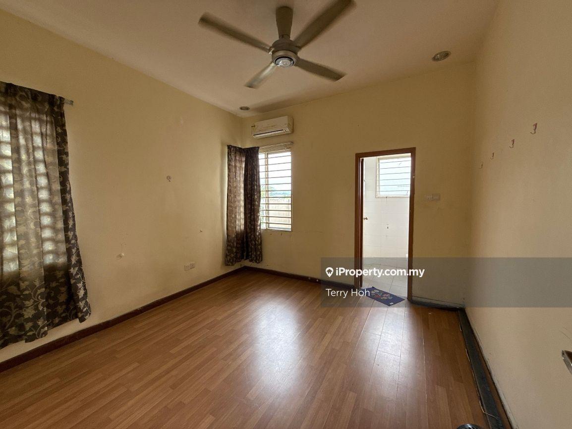 Rumah Berkembar untuk Dijual di Taman Anggun, Rawang oleh Terry Hoh - iProperty.com.my