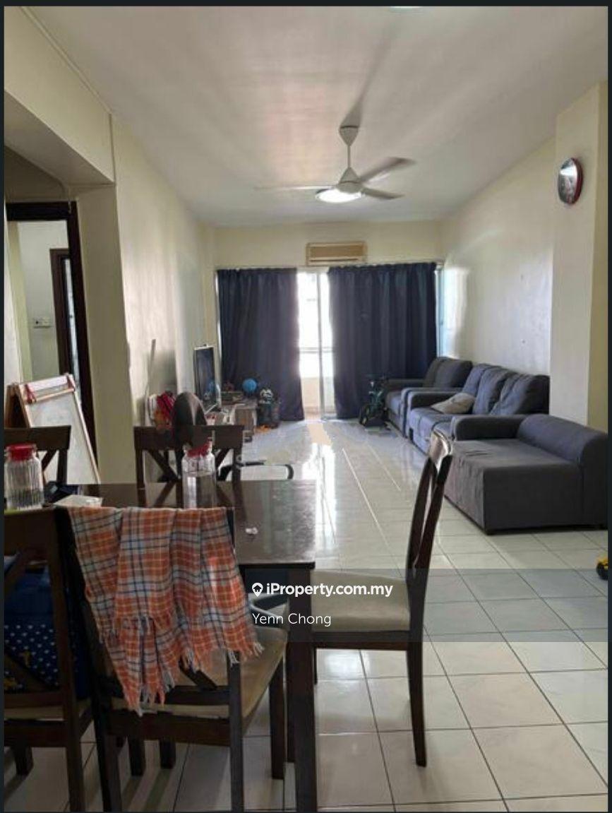 Condominium for Sale in Pantai Panorama Condominiums by Yenn Chong - iProperty.com.my