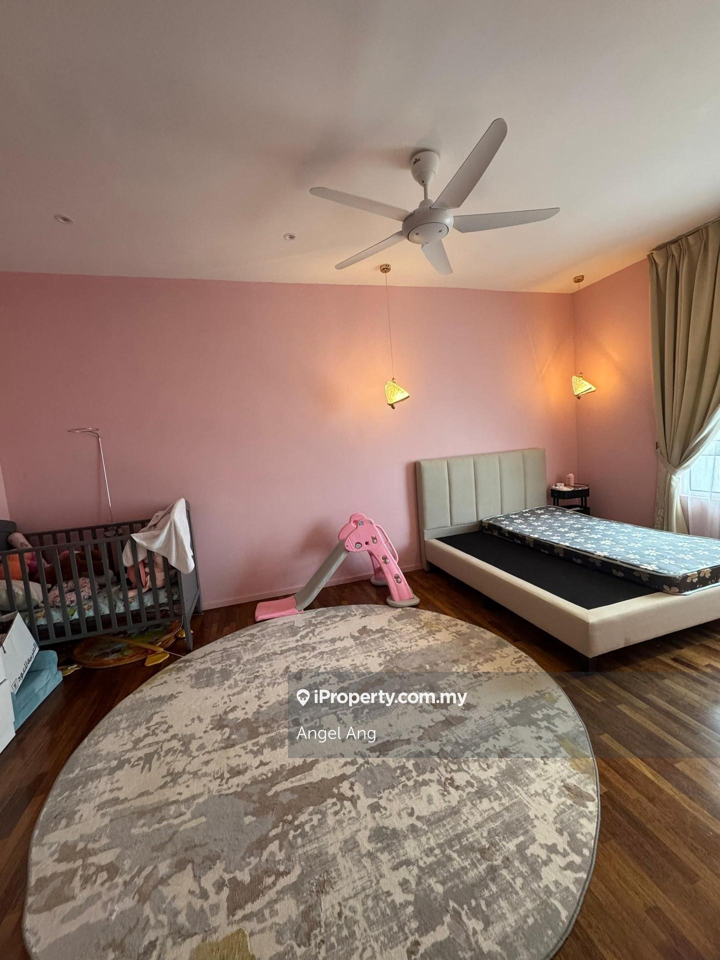 Rumah Berangkai 3 Tingkat untuk Disewa di Tamansari Camelia, Rawang oleh Angel Ang - iProperty.com.my