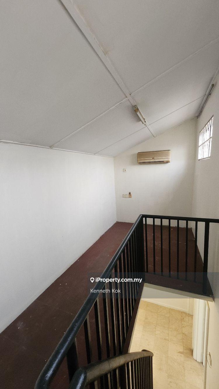 Rumah Berangkai 2 Tingkat untuk Dijual di SS12, Subang Jaya oleh Kenneth Kok - iProperty.com.my