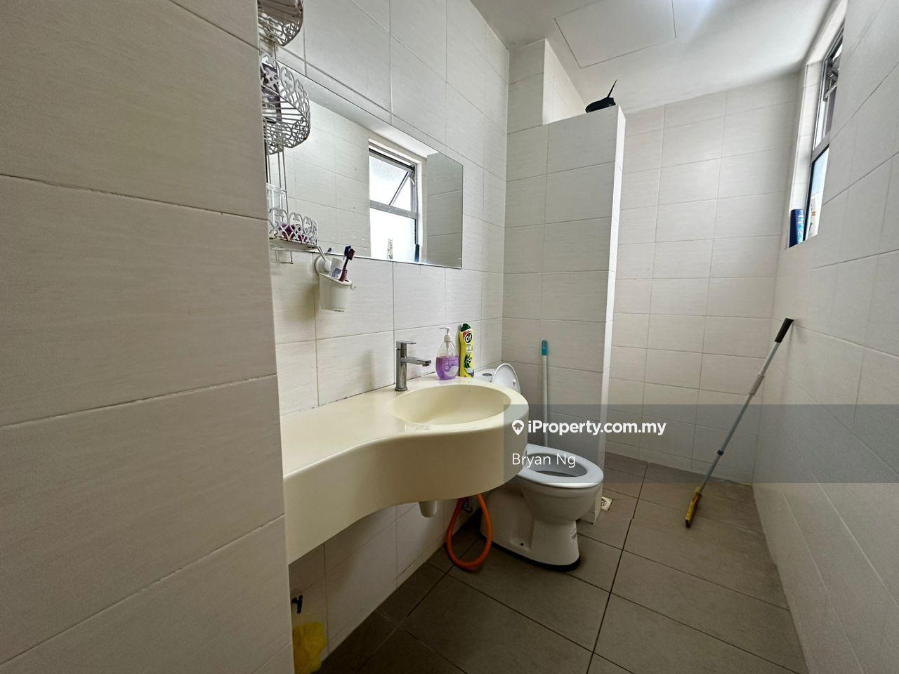 Service Residence for Sale in Platinum Lake PV 21 by Bryan Ng - iProperty.com.my