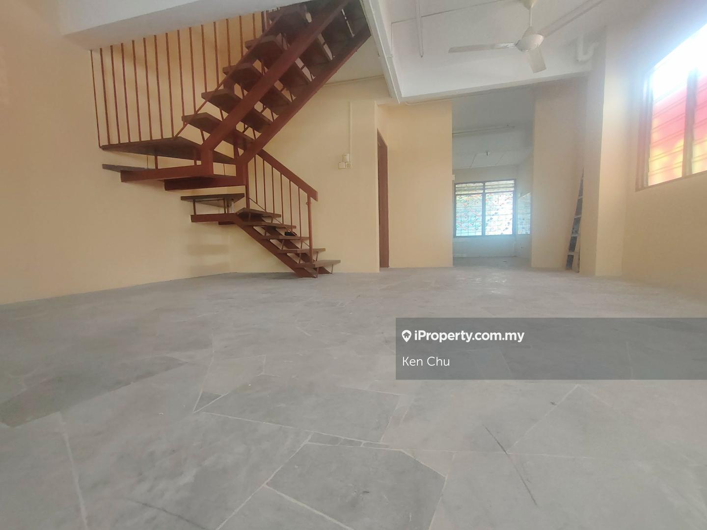 Rumah Berangkai 2 Tingkat untuk Dijual di Taman Puchong Perdana, Puchong oleh Ken Chu - iProperty.com.my