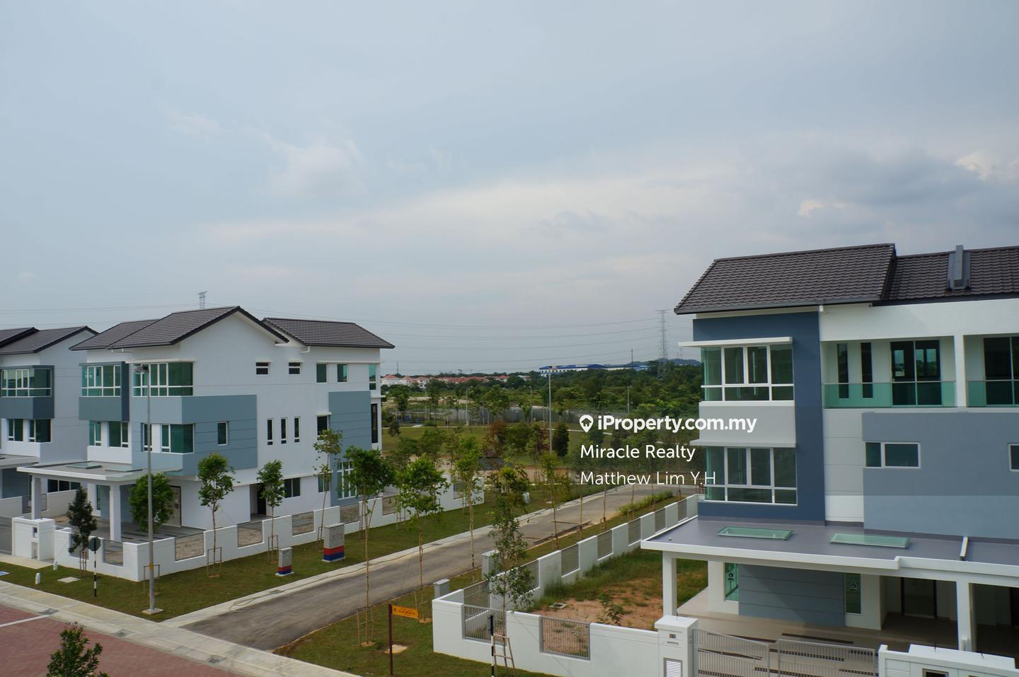 Semi-Detached House for Sale in Ambang Botanic, Klang by Matthew Lim Y.H - iProperty.com.my