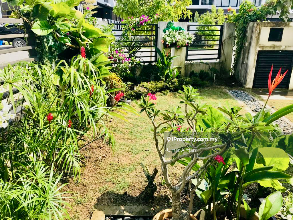 Rumah Berangkai 3 Tingkat untuk Dijual di Denai Alam, Shah Alam oleh Umar Aiman - iProperty.com.my